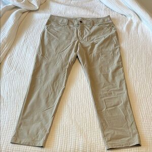 Men's Lululemon ABC Pants (Size: 35)